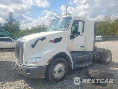 2018 PETERBILT 579 SEMI TRUCK 1XPBA48X7JD477922 - główne zdjęcie licytacji z USA - miniatura