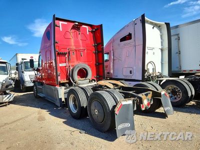 Drugie zdjęcie samochodu z przodu: 2018 FREIGHTLINER CASCADIA 1 - SEMI TRUCK VIN:1FUJGLDR5JLJK4901 - miniatura