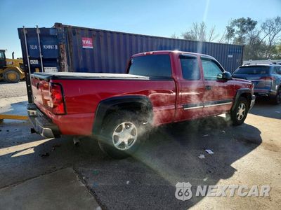 Trzecie zdjęcie samochodu z tyłu: 2005 CHEVROLET SILVERADO K1500 VIN:1GCEK19B65E265574 - miniatura