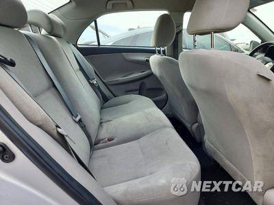 Zdjęcie 10 z 13 samochodu: 2012 TOYOTA COROLLA L VIN:2T1BU4EE3CC826277 - miniatura
