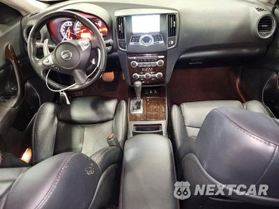 Zdjęcie 8 z 12 samochodu: 2010 NISSAN MAXIMA VIN:1N4AA5AP4AC833641 - miniatura
