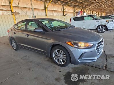 Czwarte zdjęcie samochodu z boku: 2018 HYUNDAI ELANTRA SEL VIN:5NPD84LF0JH297938 - miniatura