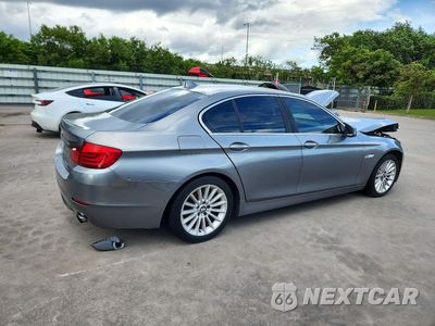 Trzecie zdjęcie samochodu z tyłu: 2013 BMW 535 I VIN:WBAFR7C53DC827864 - miniatura