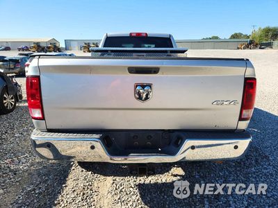 Zdjęcie 6 z 12 samochodu: 2015 RAM 2500 ST VIN:3C6UR5HJ1FG527512 - miniatura