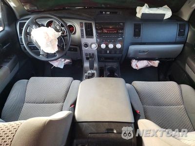 Zdjęcie 8 z 12 samochodu: 2010 TOYOTA TUNDRA DOUBLE CAB SR5 VIN:5TFUM5F12AX005339 - miniatura