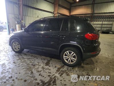 Drugie zdjęcie samochodu z przodu: 2015 VOLKSWAGEN TIGUAN S VIN:WVGAV7AX1FW594206 - miniatura