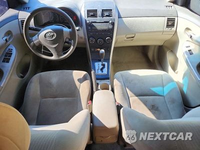 Zdjęcie 8 z 12 samochodu: 2010 TOYOTA COROLLA LE VIN:2T1BU4EE2AC303877 - miniatura
