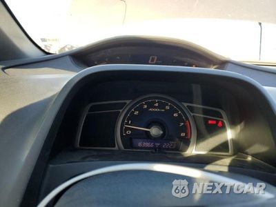 Zdjęcie 9 z 13 samochodu: 2006 HONDA CIVIC LX VIN:2HGFG11666H554812 - miniatura
