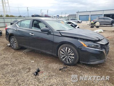 Czwarte zdjęcie samochodu z boku: 2025 NISSAN ALTIMA SV VIN:1N4BL4DV2SN370309 - miniatura