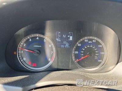 Zdjęcie 9 z 12 samochodu: 2017 HYUNDAI ACCENT SE VIN:KMHCT5AE5HU321205 - miniatura