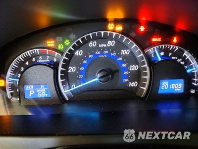 Zdjęcie 9 z 12 samochodu: 2012 TOYOTA CAMRY XLE VIN:4T4BF1FK6CR265624 - miniatura