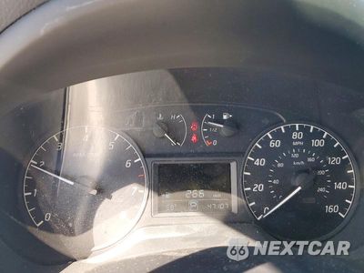 Zdjęcie 9 z 12 samochodu: 2017 NISSAN SENTRA S VIN:3N1AB7AP3HY327290 - miniatura