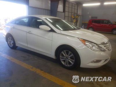 Czwarte zdjęcie samochodu z boku: 2013 HYUNDAI SONATA GLS VIN:5NPEB4AC5DH536662 - miniatura