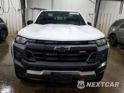 Piąte zdjęcie samochodu w środku: 2024 CHEVROLET COLORADO TRAIL BOSS VIN:1GCPTEEK0R1112009 - miniatura
