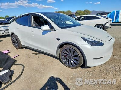 Czwarte zdjęcie samochodu z boku: 2025 TESLA MODEL Y VIN:7SAYGDEF3SF310797 - miniatura