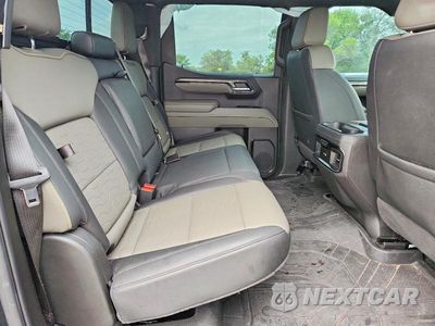 Zdjęcie 10 z 12 samochodu: 2025 CHEVROLET SILVERADO K1500 ZR2 VIN:3GCUKHEL5SG198585 - miniatura