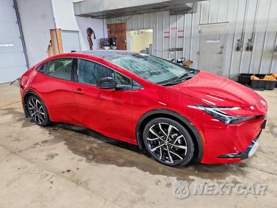Czwarte zdjęcie samochodu z boku: 2026 TOYOTA PRIUS PLUG-IN HYBRID XSE PREMIUM VIN:JTDACACU5T3056826 - miniatura