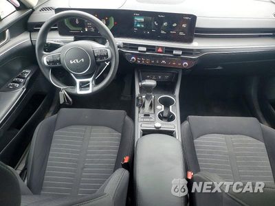 Zdjęcie 8 z 12 samochodu: 2026 KIA K5 LXS VIN:KNAG24J71T5459537 - miniatura