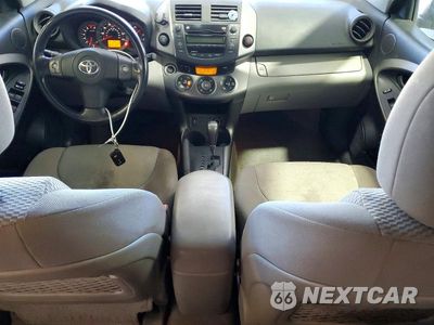 Zdjęcie 8 z 13 samochodu: 2009 TOYOTA RAV4 LIMITED VIN:JTMBF31V795007577 - miniatura