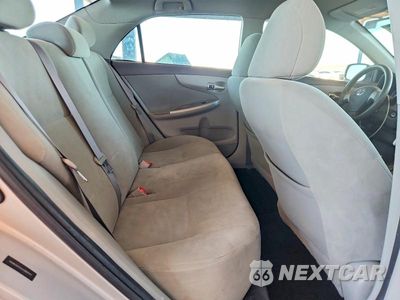 Zdjęcie 10 z 13 samochodu: 2010 TOYOTA COROLLA LE VIN:1NXBU4EE4AZ303751 - miniatura