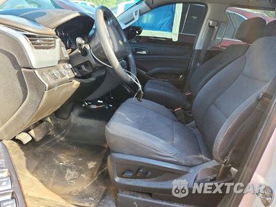 Zdjęcie 7 z 13 samochodu: 2019 CHEVROLET TAHOE SPECIAL VIN:1GNSKFEC7KR150010 - miniatura