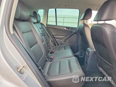 Zdjęcie 11 z 13 samochodu: 2014 VOLKSWAGEN TIGUAN S VIN:WVGAV3AX4EW585166 - miniatura