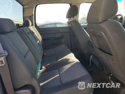 Zdjęcie 11 z 13 samochodu: 2013 CHEVROLET SILVERADO K1500 LS VIN:3GCPKREA5DG166580 - miniatura