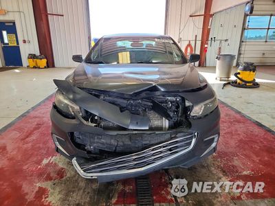 Piąte zdjęcie samochodu w środku: 2018 CHEVROLET MALIBU LT VIN:1G1ZD5ST8JF104114 - miniatura
