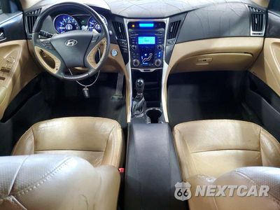 Zdjęcie 8 z 13 samochodu: 2013 HYUNDAI SONATA LIMITED 2.0T VIN:5NPEC4AB2DH637355 - miniatura