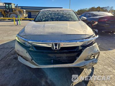 Piąte zdjęcie samochodu w środku: 2018 HONDA ACCORD LX VIN:1HGCV1F11JA033929 - miniatura