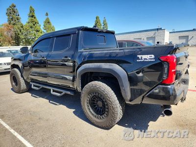 Drugie zdjęcie samochodu z przodu: 2025 TOYOTA TACOMA TRD OFF-ROAD VIN:3TMLB5JN2SM102169 - miniatura
