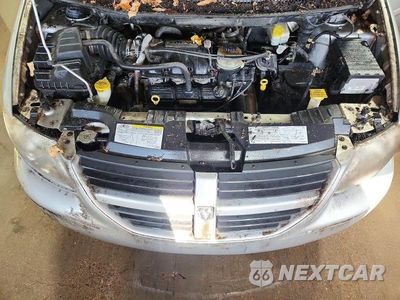 Zdjęcie 12 z 13 samochodu: 2005 DODGE GRAND CARAVAN SXT VIN:2D4GP44L85R581074 - miniatura