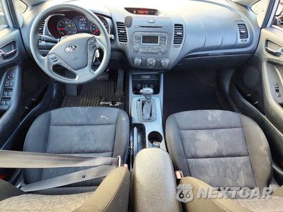 Zdjęcie 8 z 12 samochodu: 2016 KIA FORTE LX VIN:KNAFK4A63G5619717 - miniatura
