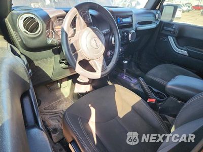 Zdjęcie 8 z 13 samochodu: 2015 JEEP WRANGLER UNLIMITED SAHARA VIN:1C4BJWEG6FL726726 - miniatura