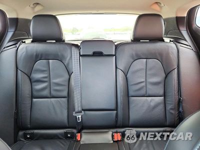 Zdjęcie 10 z 14 samochodu: 2022 VOLVO XC40 T5 MOMENTUM VIN:YV4162UK8N2721508 - miniatura