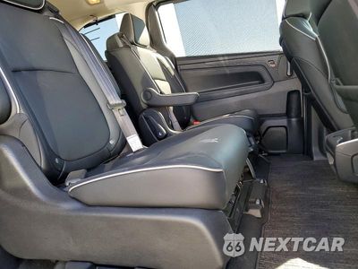 Zdjęcie 11 z 14 samochodu: 2026 HONDA ODYSSEY TOURING VIN:5FNRL6H86TB057708 - miniatura