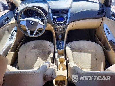 Zdjęcie 8 z 12 samochodu: 2014 HYUNDAI ACCENT GLS VIN:KMHCT4AE1EU639053 - miniatura