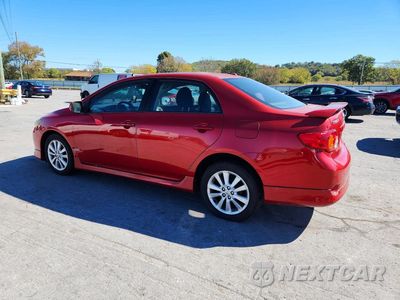 Drugie zdjęcie samochodu z przodu: 2010 TOYOTA COROLLA BASE VIN:1NXBU4EE5AZ339500 - miniatura