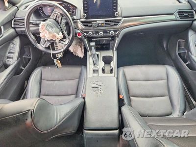 Zdjęcie 8 z 12 samochodu: 2018 HONDA ACCORD SPORT VIN:1HGCV1F33JA184983 - miniatura
