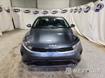 Piąte zdjęcie samochodu w środku: 2024 KIA FORTE LXS VIN:3KPF24AD6RE728049 - miniatura