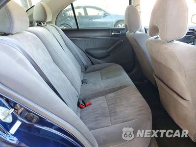 Zdjęcie 10 z 12 samochodu: 2004 HONDA CIVIC LX VIN:2HGES165X4H587674 - miniatura