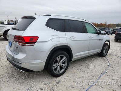 Trzecie zdjęcie samochodu z tyłu: 2018 VOLKSWAGEN ATLAS SE VIN:1V2PR2CA6JC570779 - miniatura