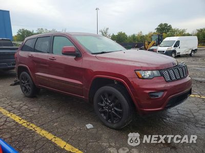 Czwarte zdjęcie samochodu z boku: 2021 JEEP GRAND CHEROKEE LAREDO VIN:1C4RJFAG5MC779497 - miniatura