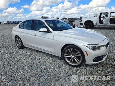 Czwarte zdjęcie samochodu z boku: 2018 BMW 330 I VIN:WBA8B9C53JEE81035 - miniatura