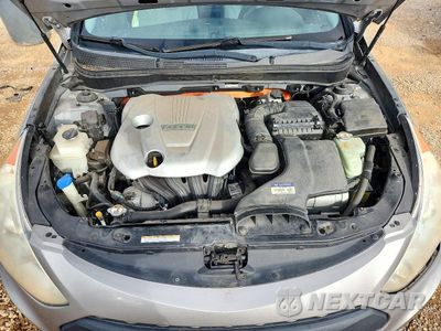 Zdjęcie 11 z 12 samochodu: 2012 HYUNDAI SONATA HYBRID VIN:KMHEC4A44CA037844 - miniatura