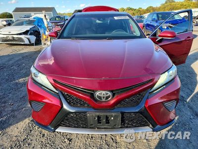 Piąte zdjęcie samochodu w środku: 2018 TOYOTA CAMRY XSE VIN:4T1B61HK8JU509990 - miniatura