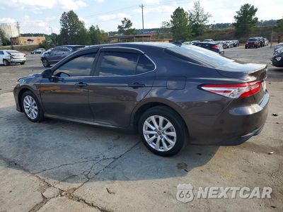 Drugie zdjęcie samochodu z przodu: 2019 TOYOTA CAMRY LE VIN:4T1B11HK4KU799970 - miniatura