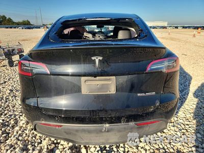 Zdjęcie 6 z 13 samochodu: 2025 TESLA MODEL Y VIN:7SAYGDEF7SF312598 - miniatura