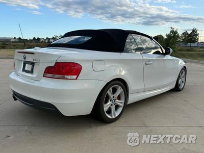 Czwarte zdjęcie samochodu z boku: 2012 BMW 135 I VIN:WBAUN7C57CVM26582 - miniatura