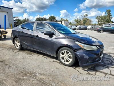 Czwarte zdjęcie samochodu z boku: 2016 CHEVROLET CRUZE LT VIN:1G1BE5SM2G7294048 - miniatura